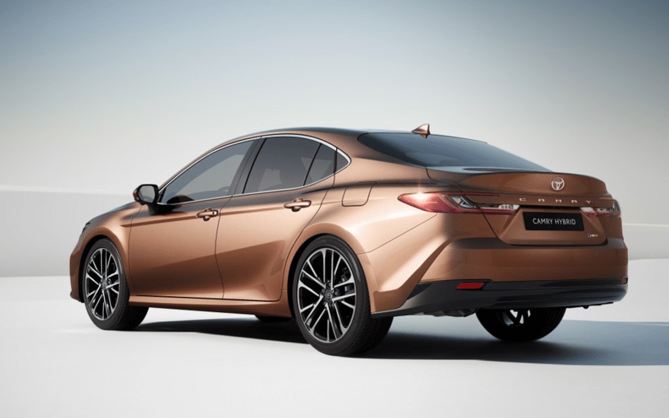 TOYOTA Camry
