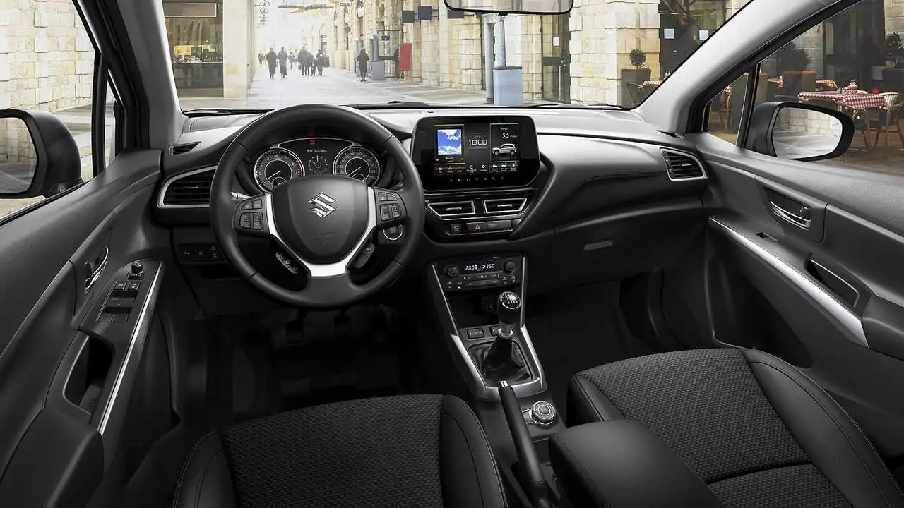 SUZUKI S-Cross