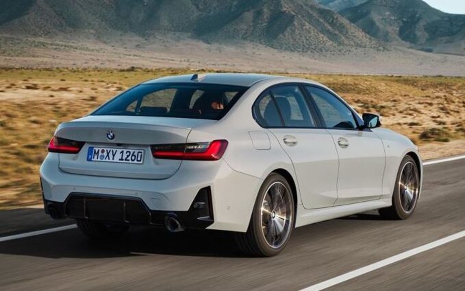 BMW 320d szedán