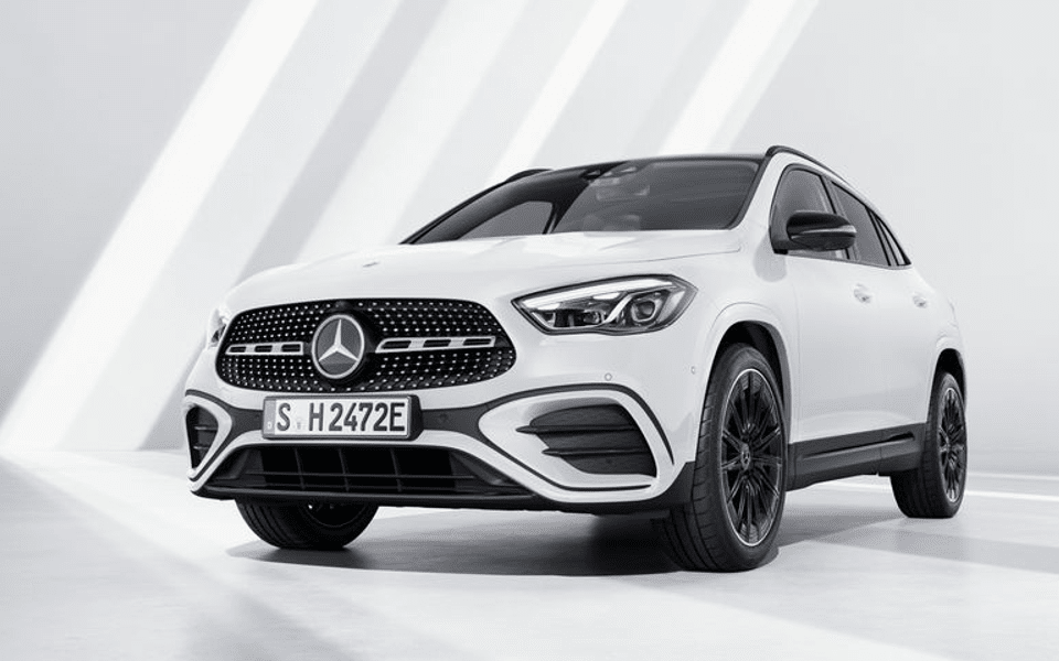 MERCEDES-BENZ GLA