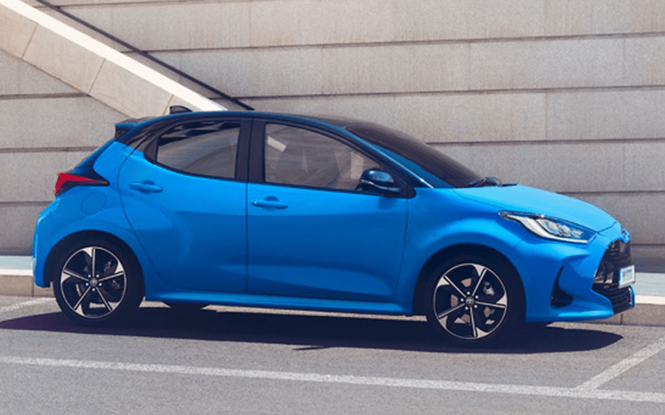 TOYOTA Yaris