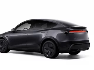 TESLA Y 