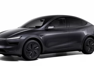 TESLA Y 