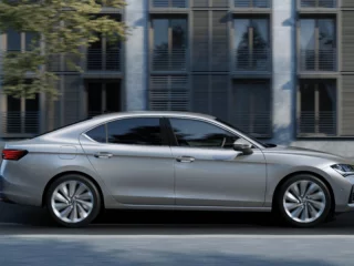 SKODA Superb ferdehátú