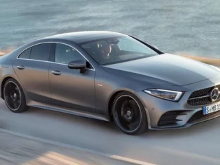 MERCEDES-BENZ E 220 d 9G