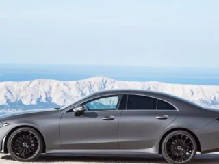 MERCEDES-BENZ E 220 d 9G