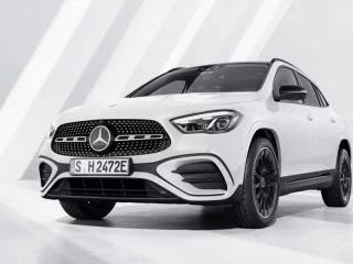 MERCEDES-BENZ GLA